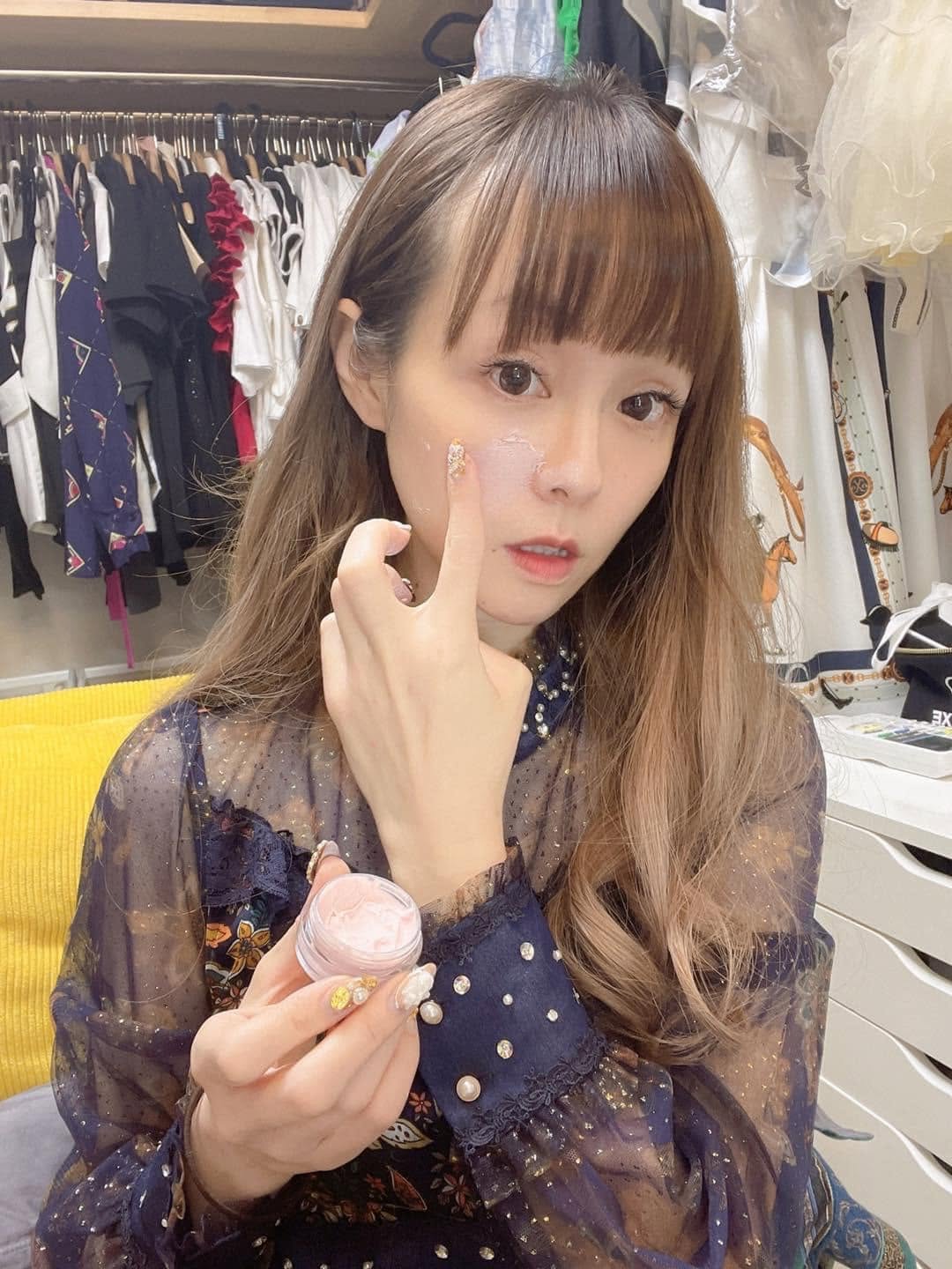 日本多功能女優底霜